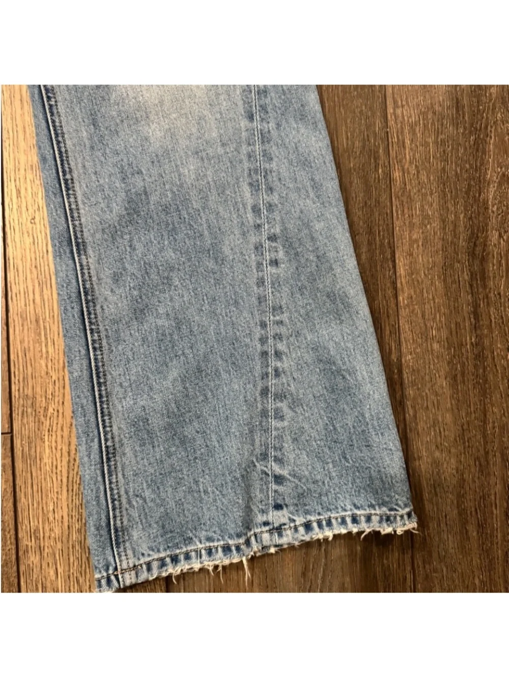 Pistola Women’s Vintage-Inspired Light Blue Distressed Wide Leg Jeans Size 26
